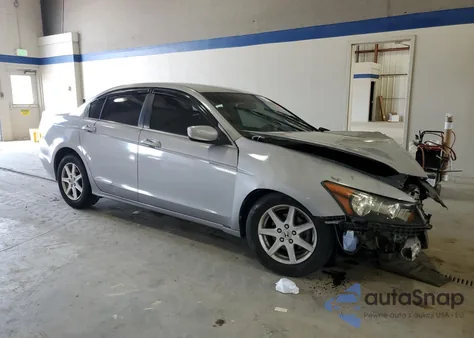 2011 Honda Accord Lx z USA, uszkodzony, nr VIN 1HGCP2F31BA108499